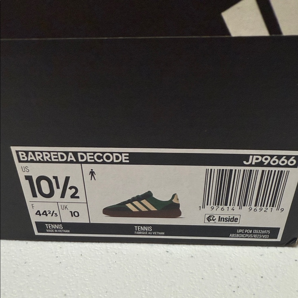 Adidas Men's Sz 10.5 Barreda Decode Green and Cream Sneakers NIB - Picture 8 of 8